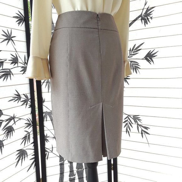 NY & Co Light Gray Double Box Pleat Pencil Skirt - Picture 10 of 14